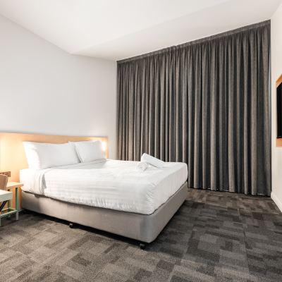 Queen Room with Shared Bathroom Adelaide Central YHA Promo Code