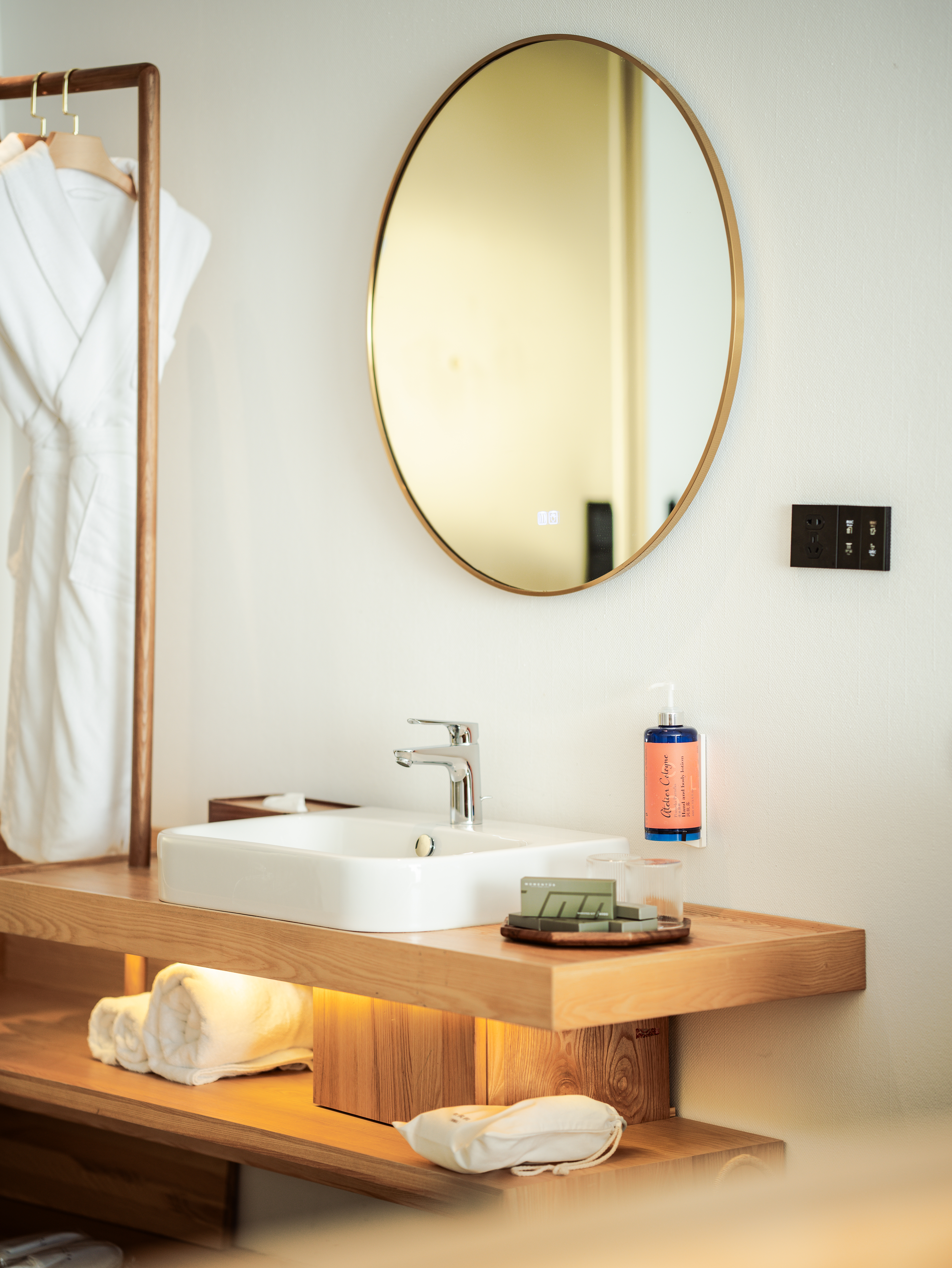 夕照露臺雙床房