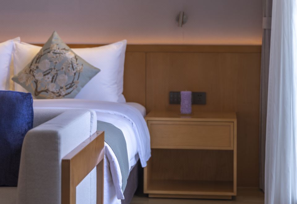 河畔複式豪華單卧別墅