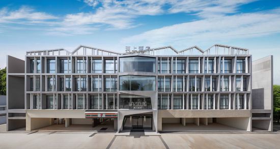 Zhuhai Lishang Hotel (Lvren Road Beach Swimming Pool)
