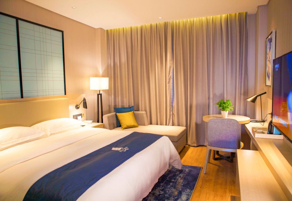 舒适大床房[温馨舒适+独享静谧+自然采光+深度好眠]