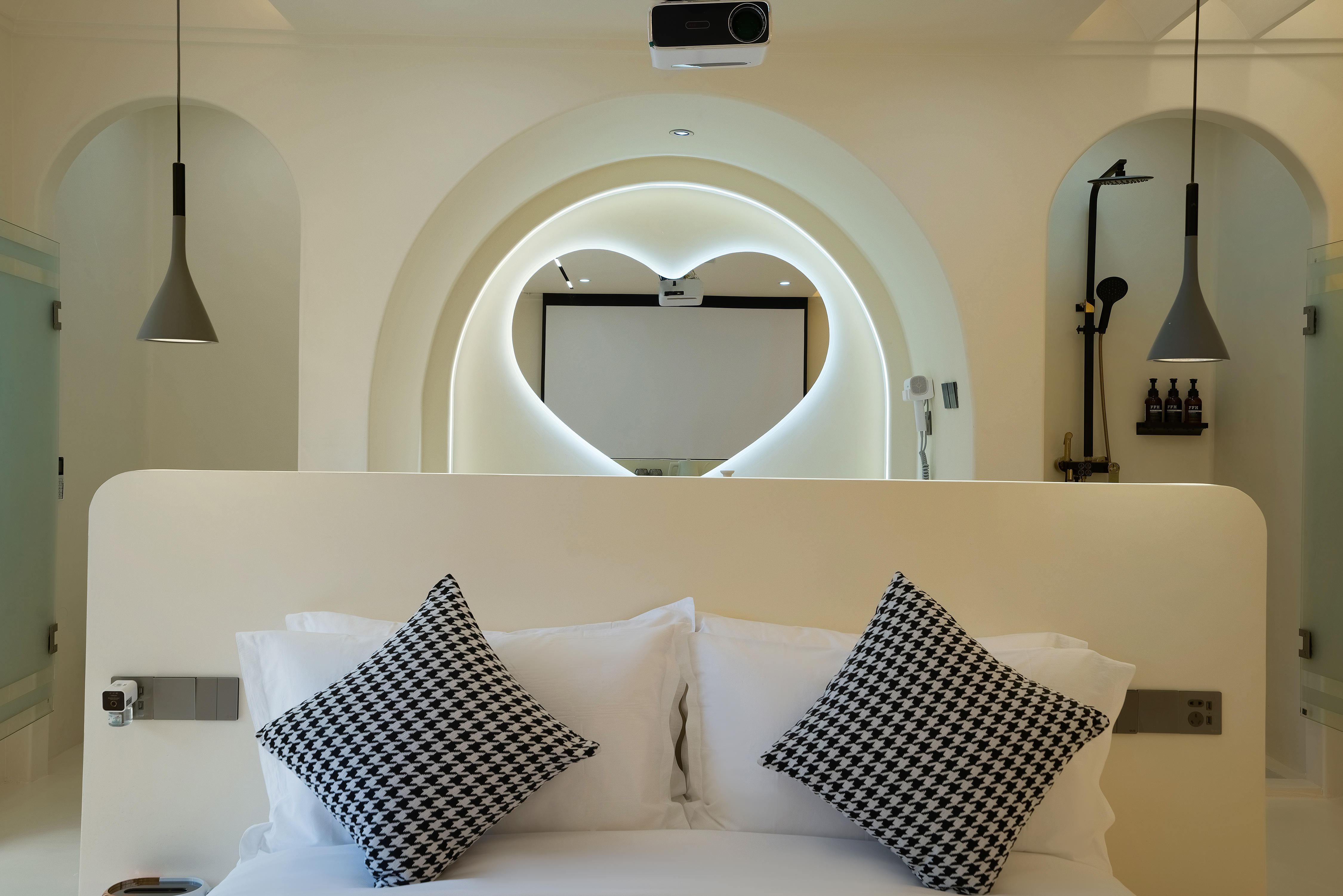 萨米悠韵别墅三床房[100寸1080P投影+智能马桶]