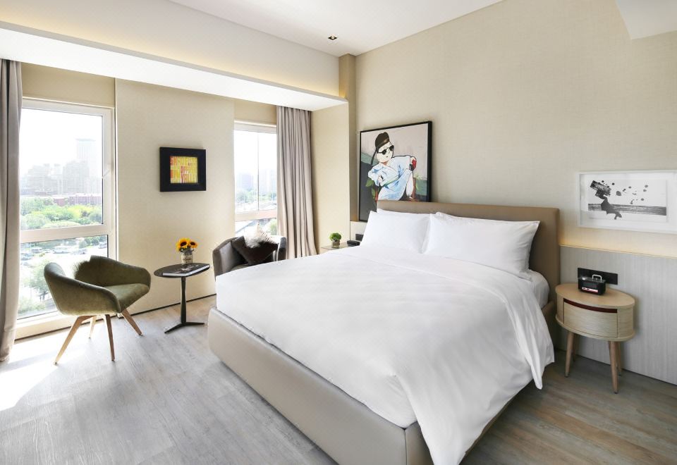 悦居套房55平大床房