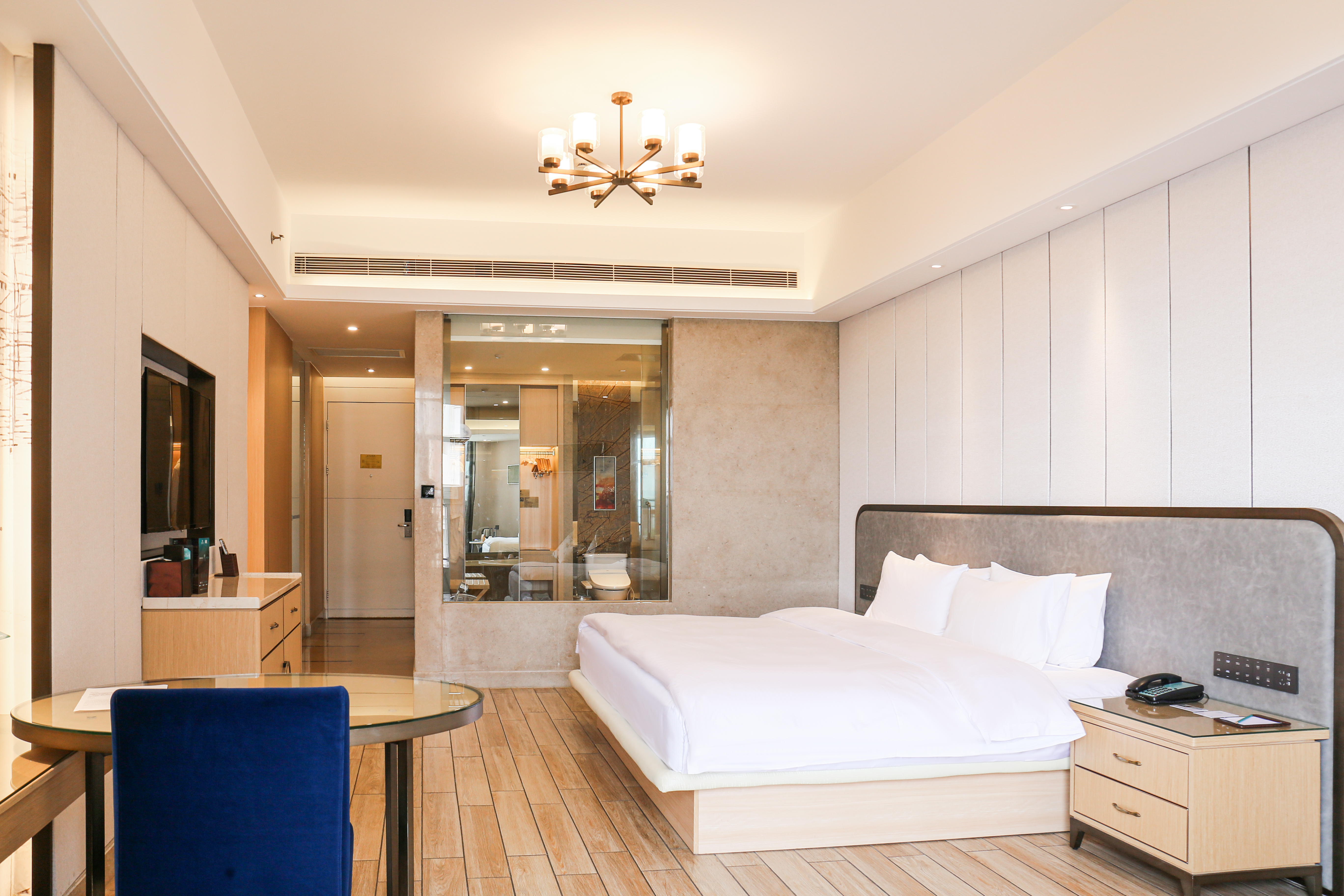 豪华园景露台大床房（D区）