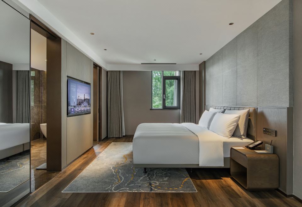 Superior Queen Room