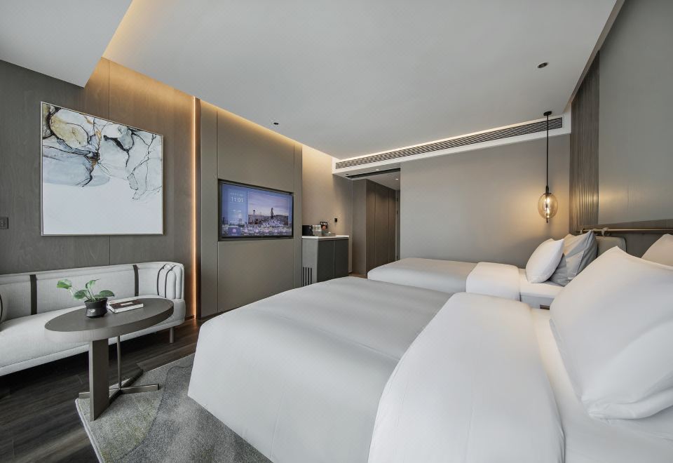 2-bed Room With Garden View