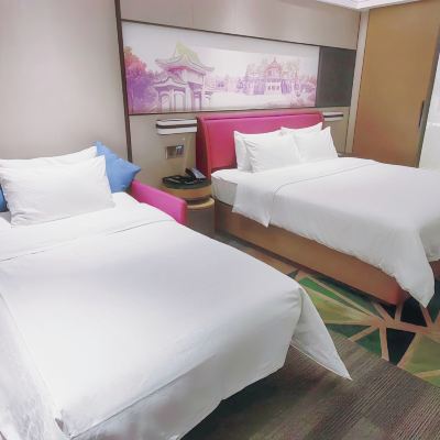 家庭房 佛山西站希爾頓歡朋飯店優惠