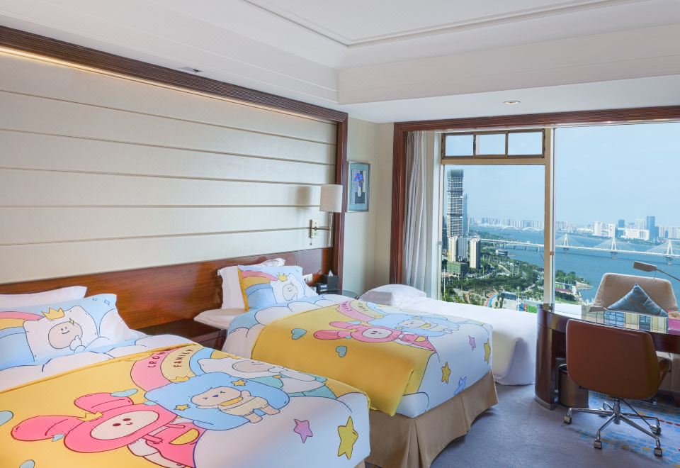 皇冠江景亲子三床房