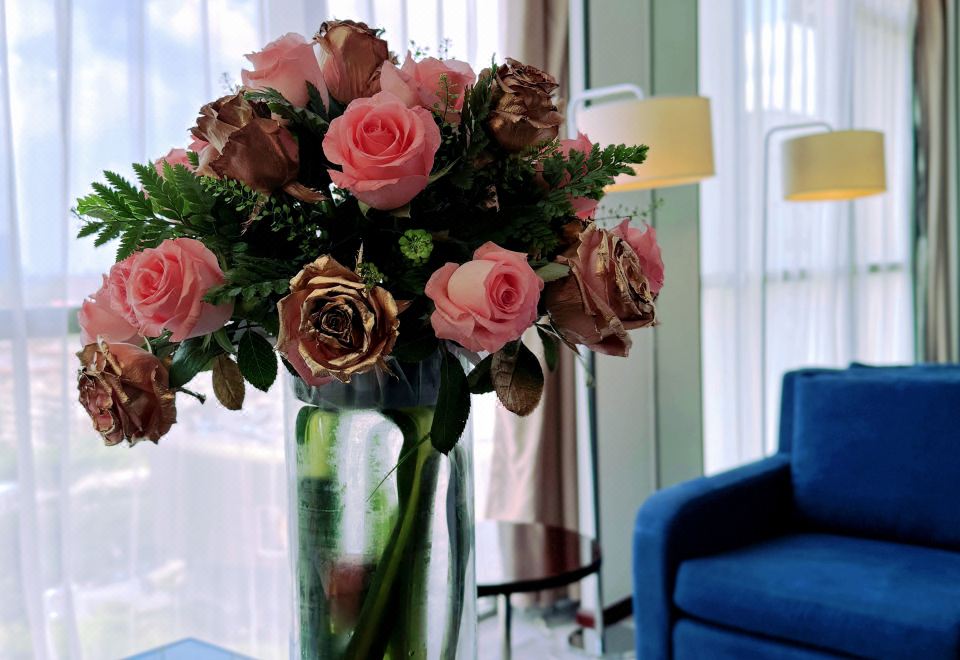 豪华商务大床房