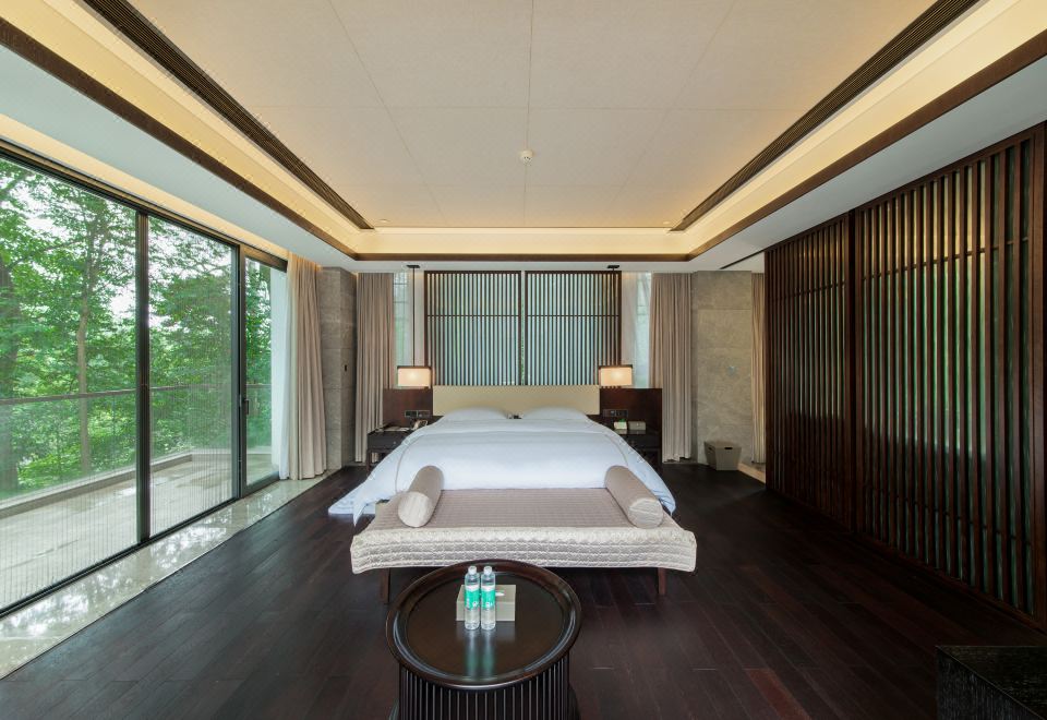 Hongzhushan Hotels & Resorts Chanyi ShanjuZen Suite (Area B)