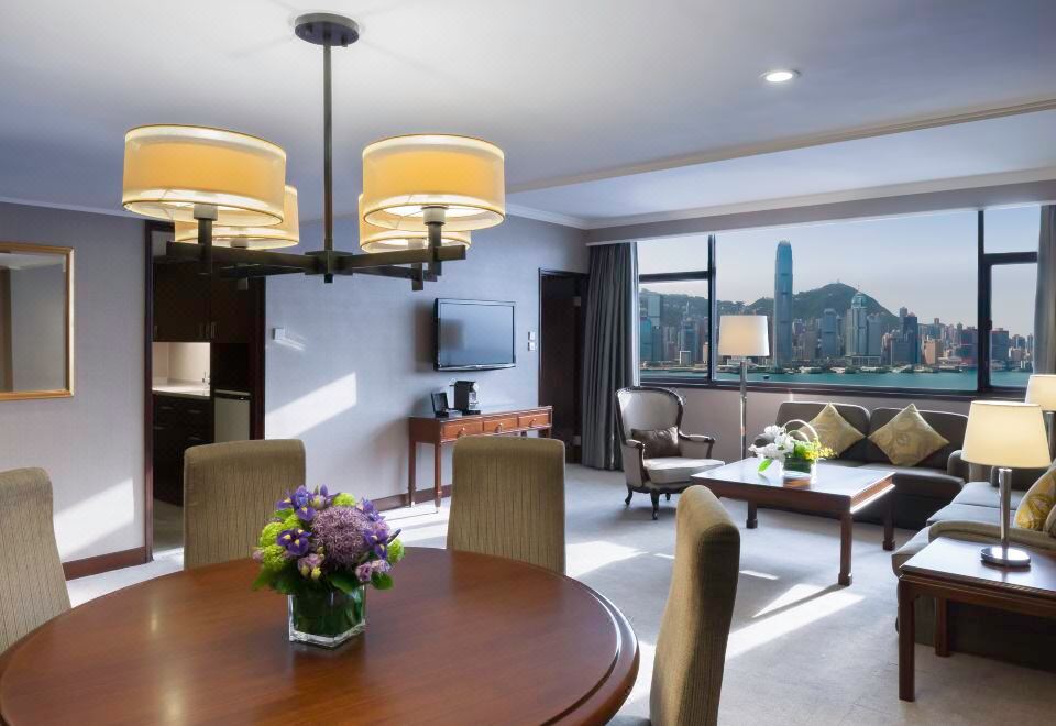 Marco Polo Hongkong HotelDeluxe Suite