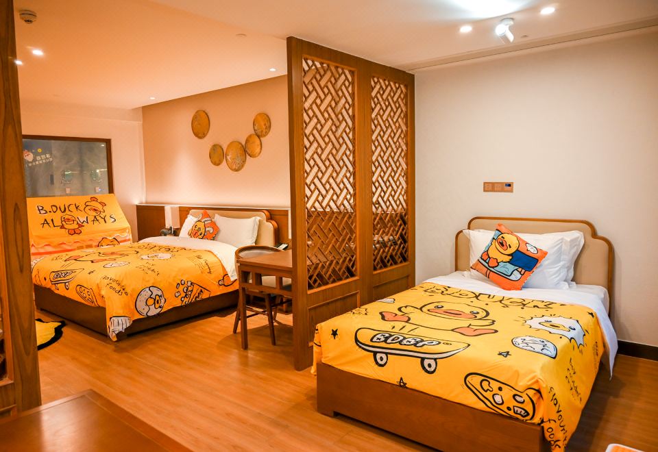 小黃鴨云山親子套房