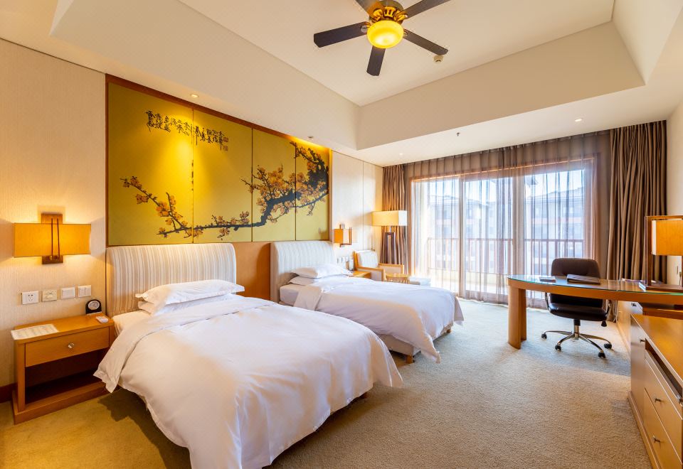 尊享園景雙床房