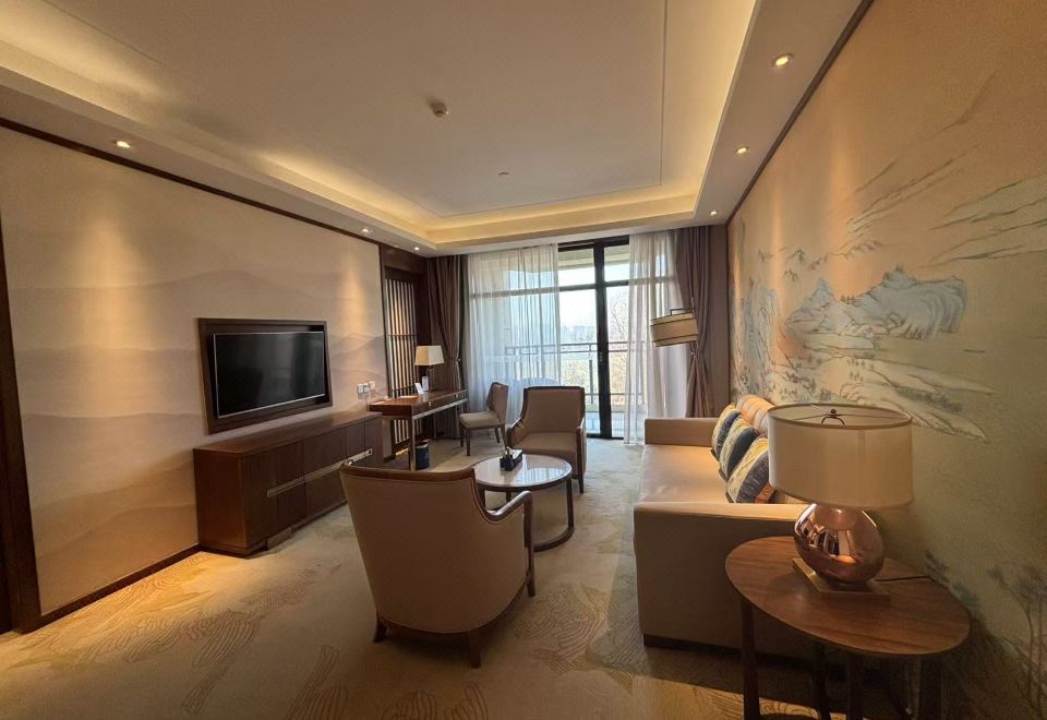 Arcadia Hotel PuyangPremier Suite - With View