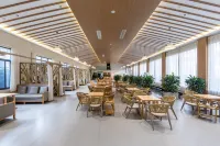Qin Luxe Qinglefu Courtyard Hotel (High Speed Railway Station Jiaxing Road Food Street)
