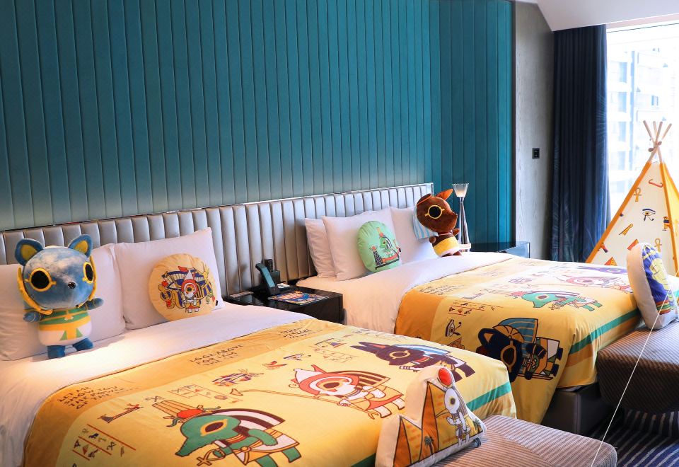 W Hotel XianEgyptian Cutie Themed Family Twin Room