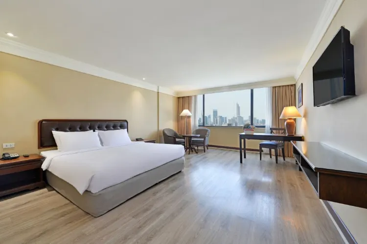 Executive Room Pool View (Newly Renovated)