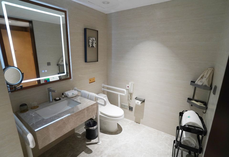 商務尊享無障礙舒適大床房