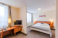 Qubus Hotel Głogów Hotels in 