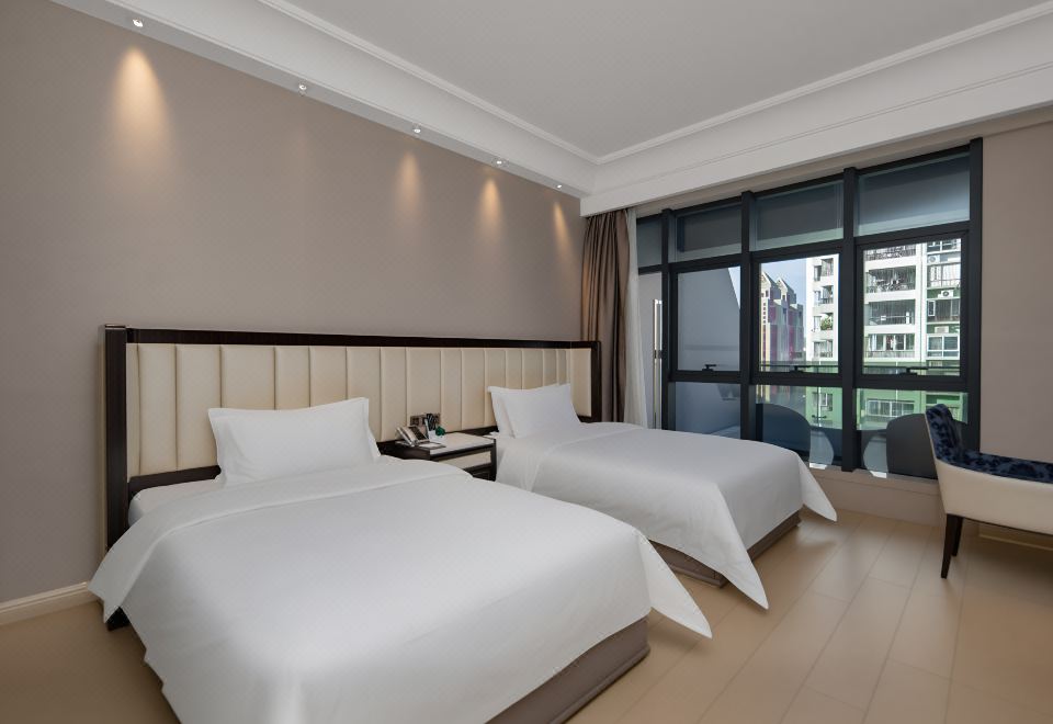 豪華雙床房-高速WIFI-辦公區-深泡浴缸-全景落地窗