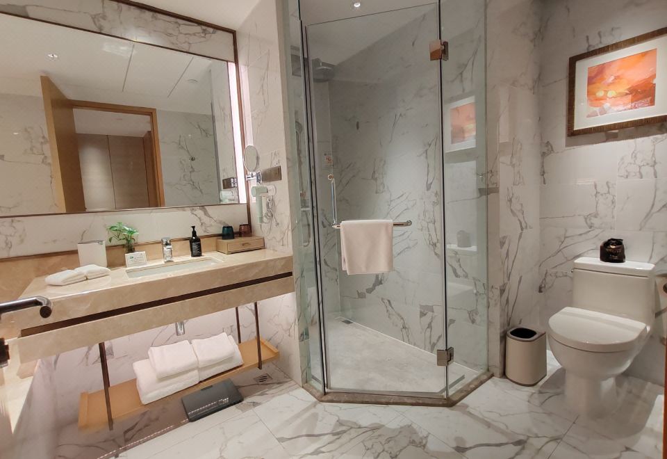 Parkview International HotelPremier Panorama Executive Room (2 Beds)