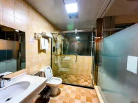 Luzhou Meicheng Hotel (Hefei Fuyang North Road Luyang Data Industrial Park)
