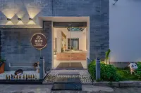 The Hotel Cillimas
