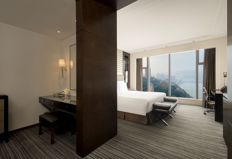 单间复式套房（带阳台）