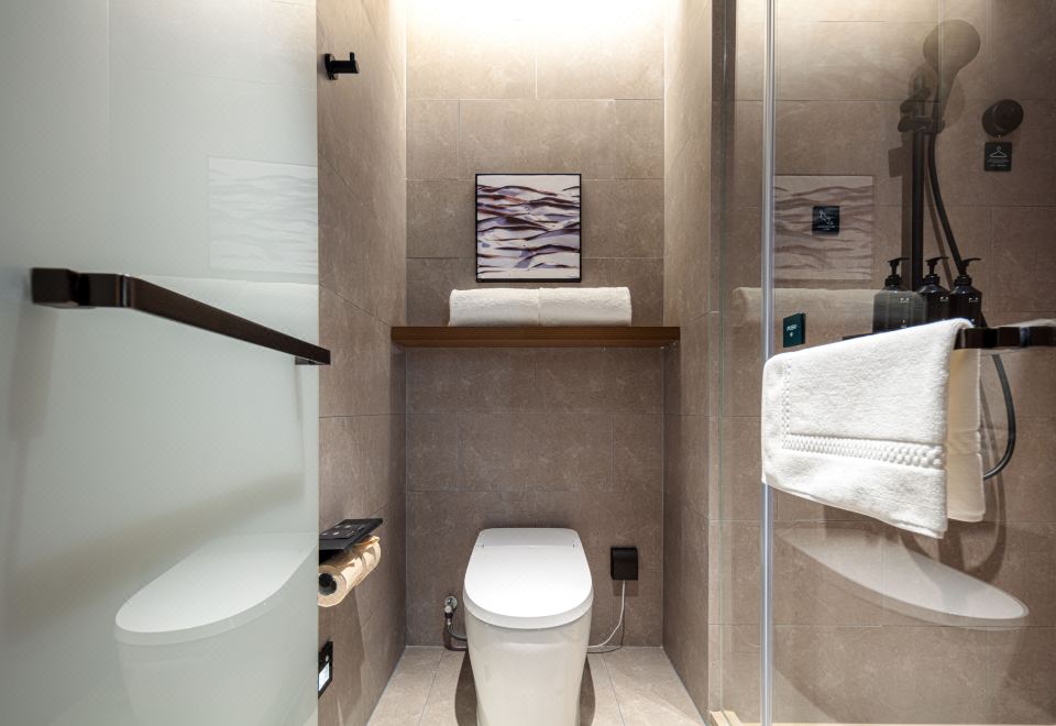 Executive Queen Room