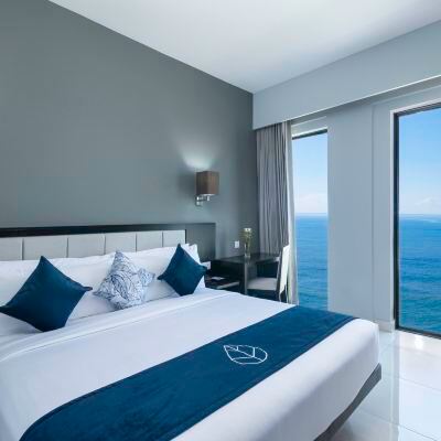 Premier One Bedroom Sea Front Suite
