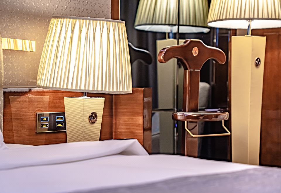 Zhaolin Grand Hotel BeijingPremier Queen Room