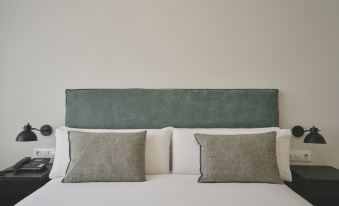 Tres Torres Atiram Hotels - Housity