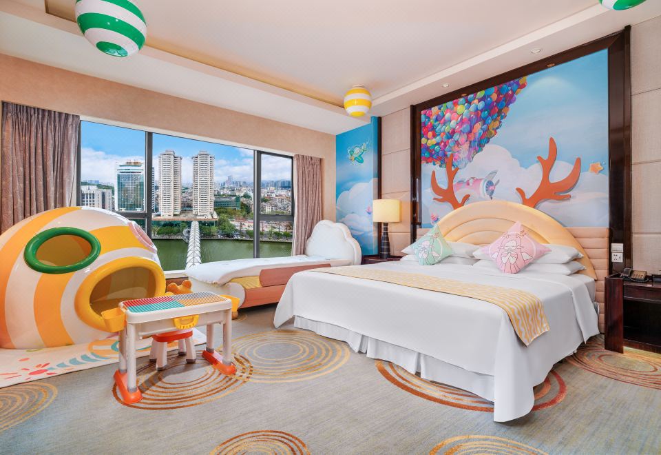 糖果飞屋亲子家庭大床房（俏皮鱼嘴丨浴缸丨云朵小床）