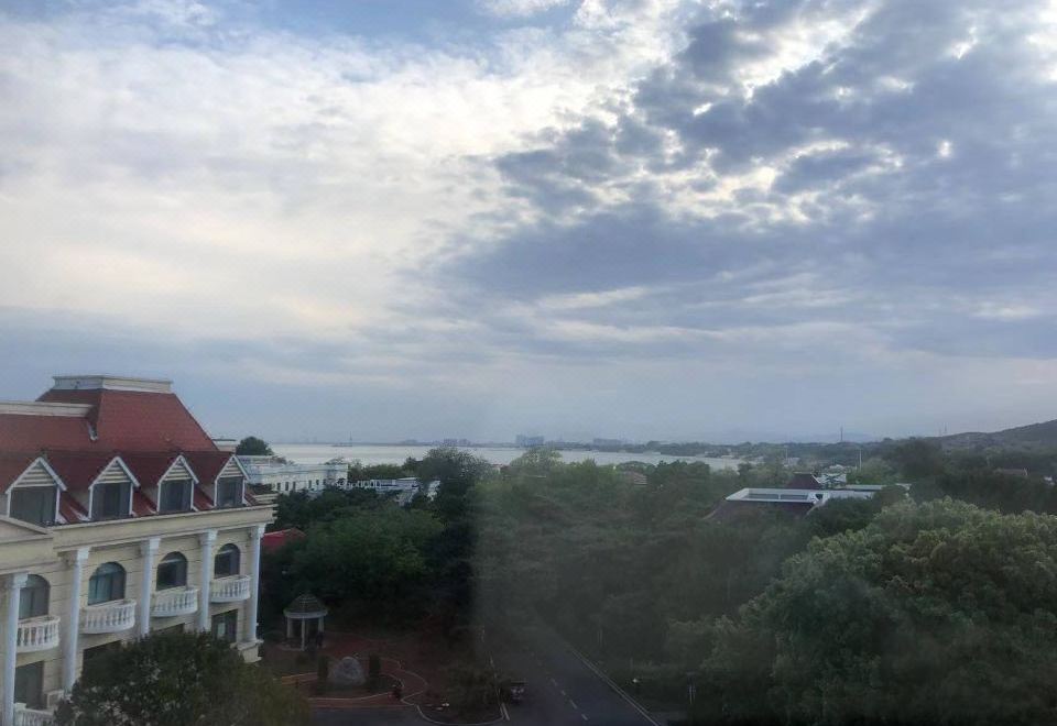 青春·遠海景大床房