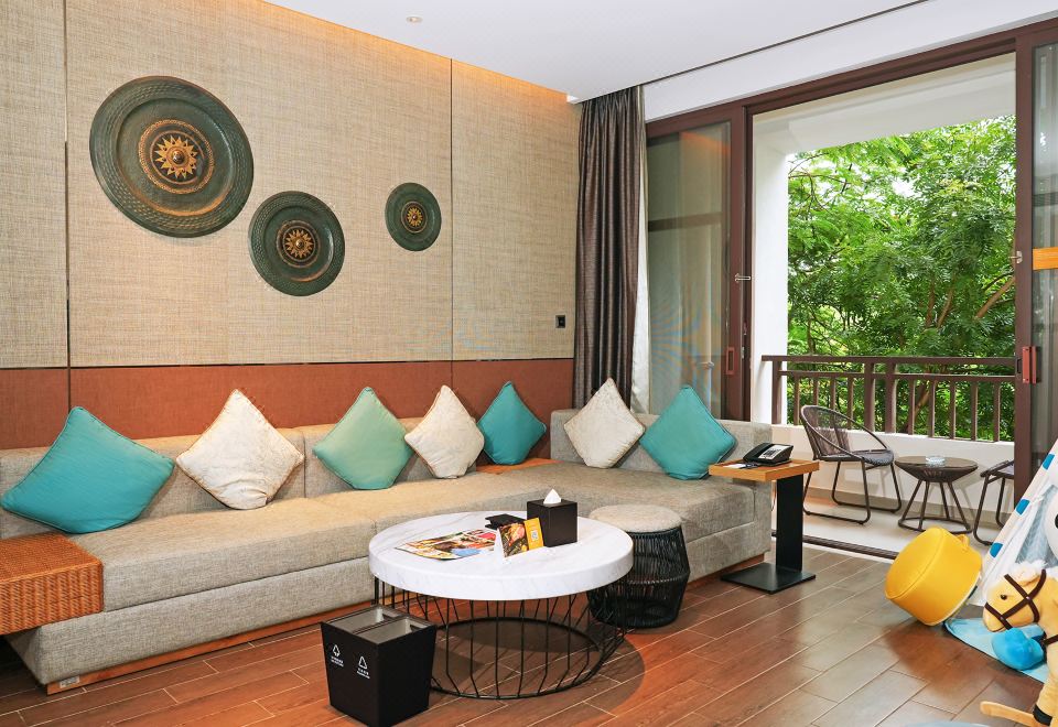 Pullman Xishuangbanna ResortThemed Suite