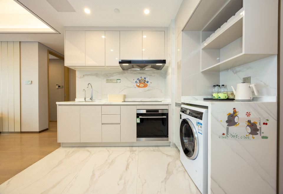 紫芝小灰灰家庭主题套房