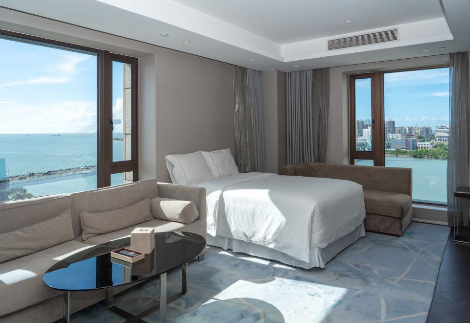 江海胜景家庭套房-270°海景I江海桥尽览