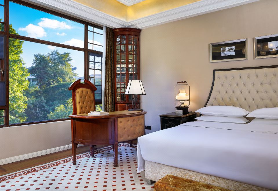 民国雅韵·行政大床房（超大浴缸+园林观景）