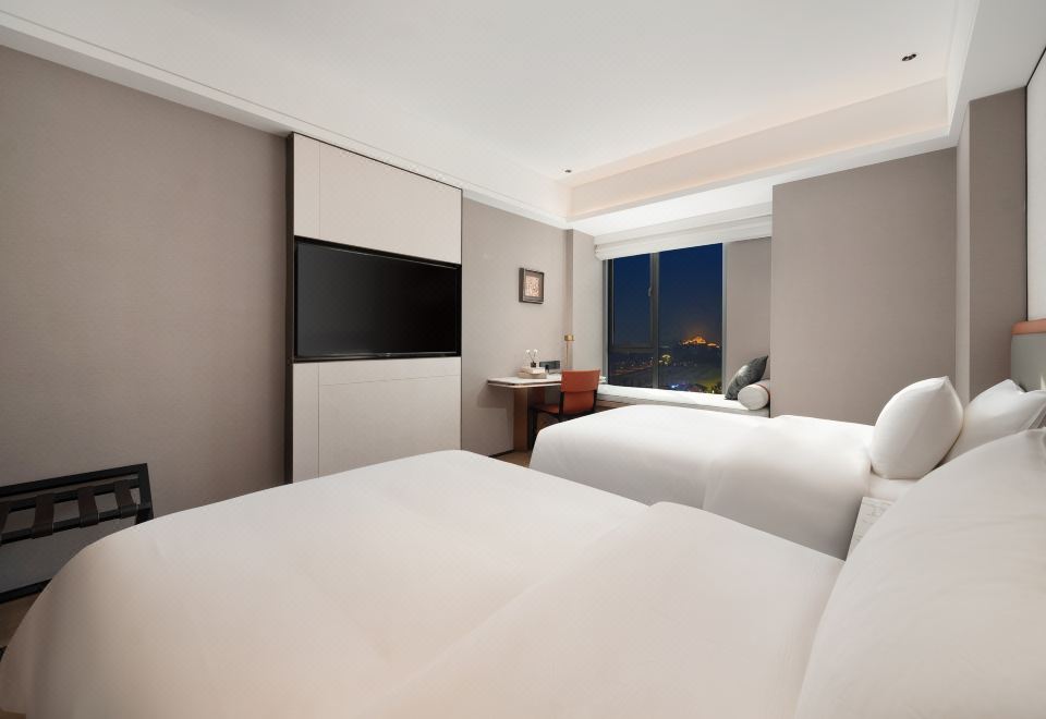 Four Seasons Hotel Nanchong 2-bed Room