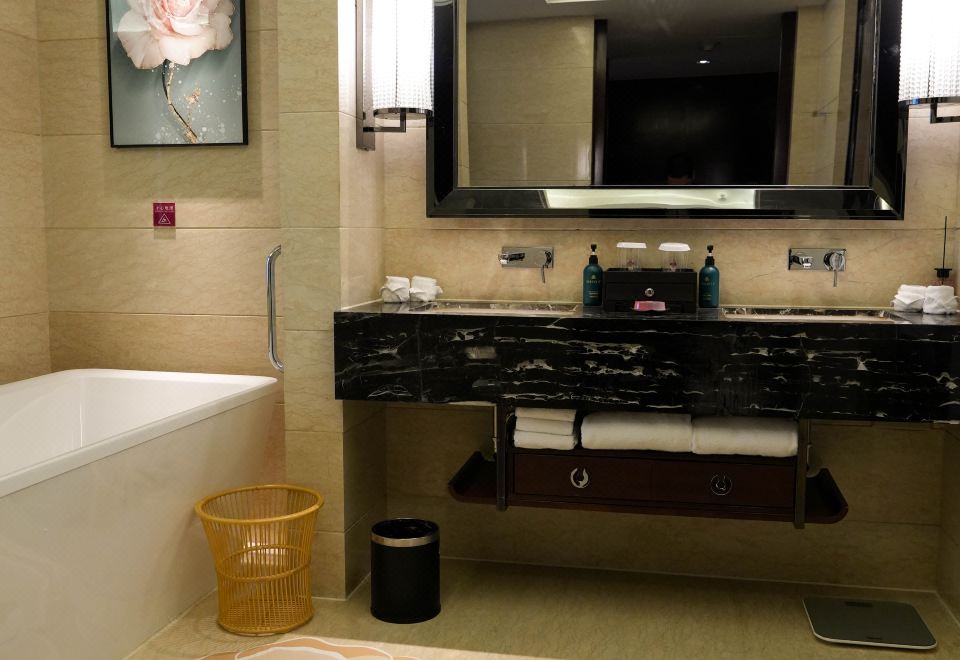 玫瑰主题高级套房