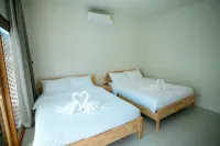 Sunn Lay Pool Villa