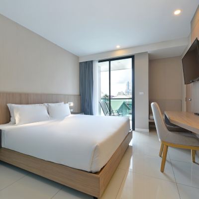 Family Connecting Room