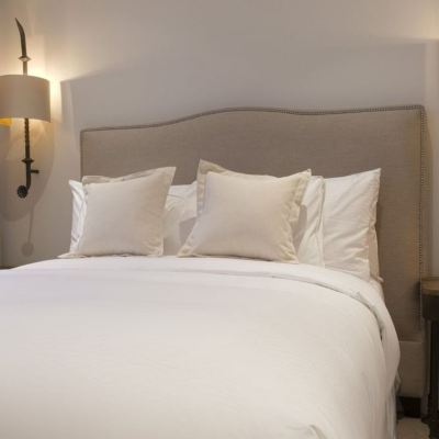 Room Jean-Talon (Building B, No Pets Allowed) Hotel Port-Royal Promo Code