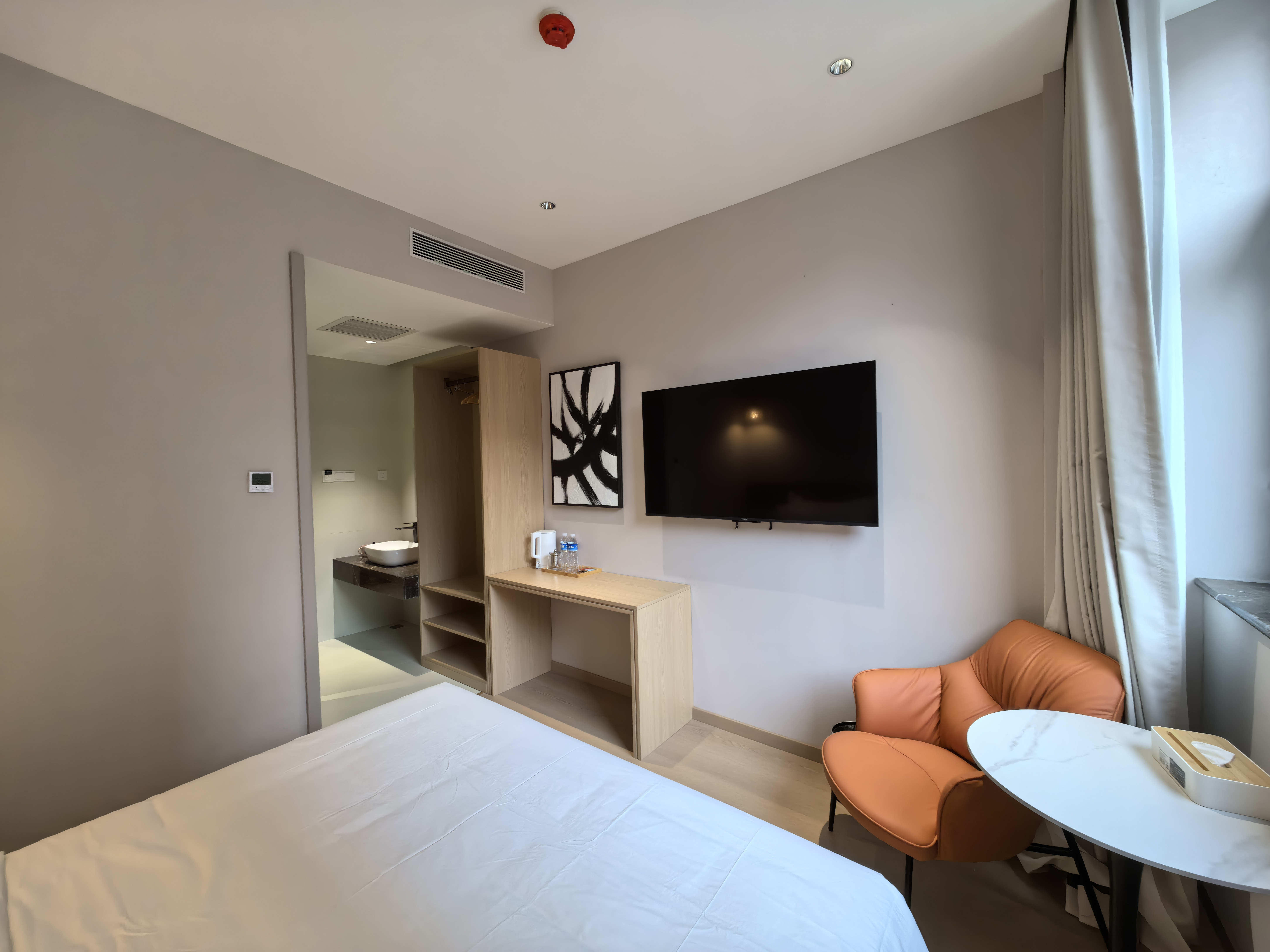 四季阳光?Sleep静谧大床房【乳胶床垫+电视投屏】