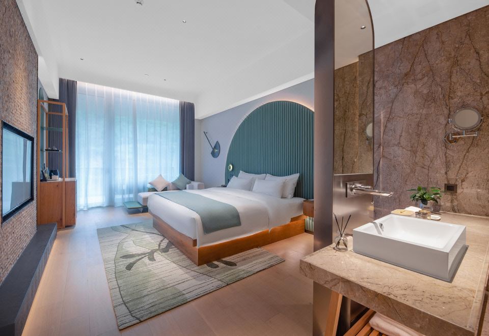 Superior Queen Room