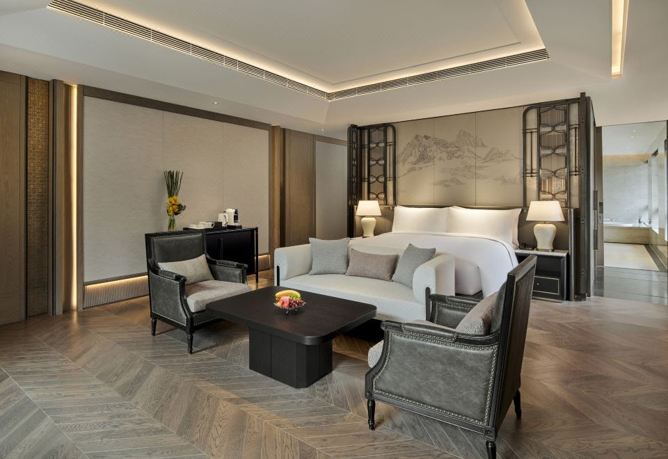 Oriental Resort GuangzhouVilla Madam Bedrooms