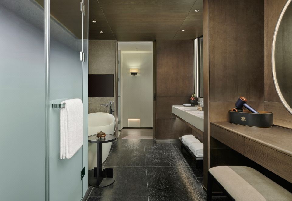 Oriental Resort GuangzhouGrand Lakeview Suite