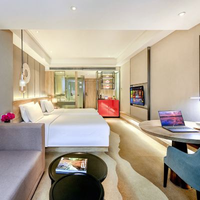 高級雙床房（乾濕分離衛生間+夢百合零壓床墊） 紅墣假日江景飯店（重慶洪崖洞解放碑步行街店）優惠