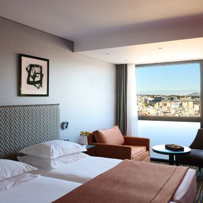 Panoramic Classic Triple Room, City View