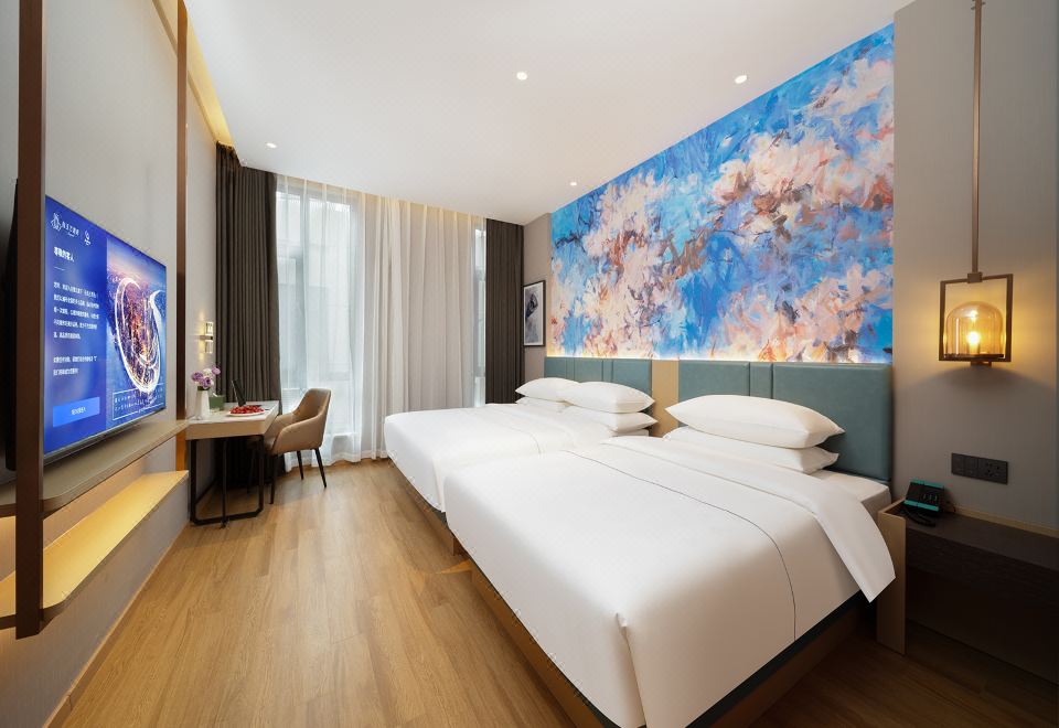 Magnotel Hotel (Jinzhong Lingshi Xinjian Street)Zero Pressure Quiet Elegance Family Room